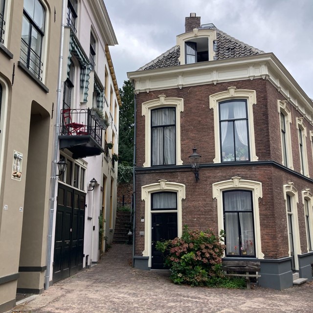 Van stad naar natuur: rondwandeling langs Twellose landgoederen 