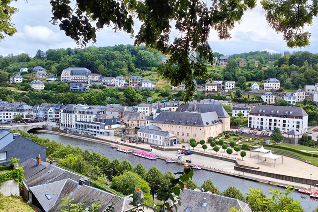 Wandelroute Botassart waar de rivier de Semois stroomt, Bouillon