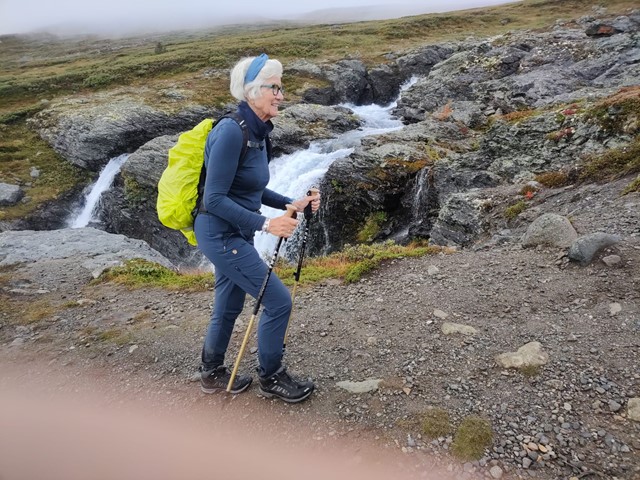 Sanne Wandelt Lang(E Afstanden) Met… Adrie Romijn Wandelen In Noorwegen