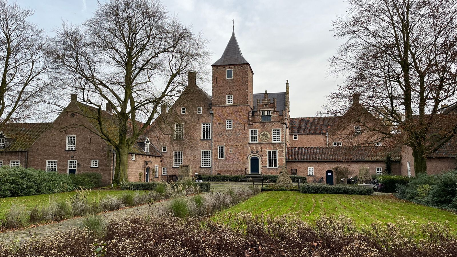 Tussen stad en groen: kloosterrondwandeling Oosterhout