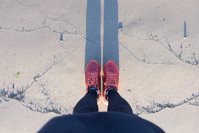 afbeelding van Duca-wandelschoenen op zand