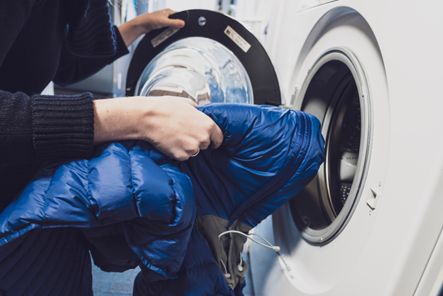 Maak Jouw Donzen Winterjas Weer Waterdicht Nikwax (4)