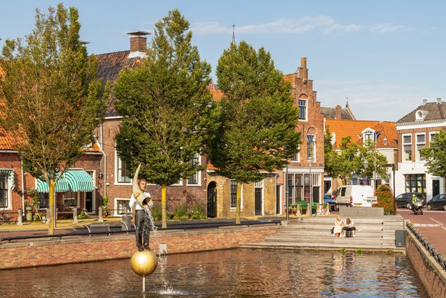 afbeelding van een kunstwerk in Sneek.