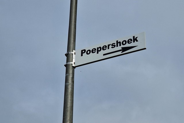 grappige plaatsnamen: Poepershoek.
