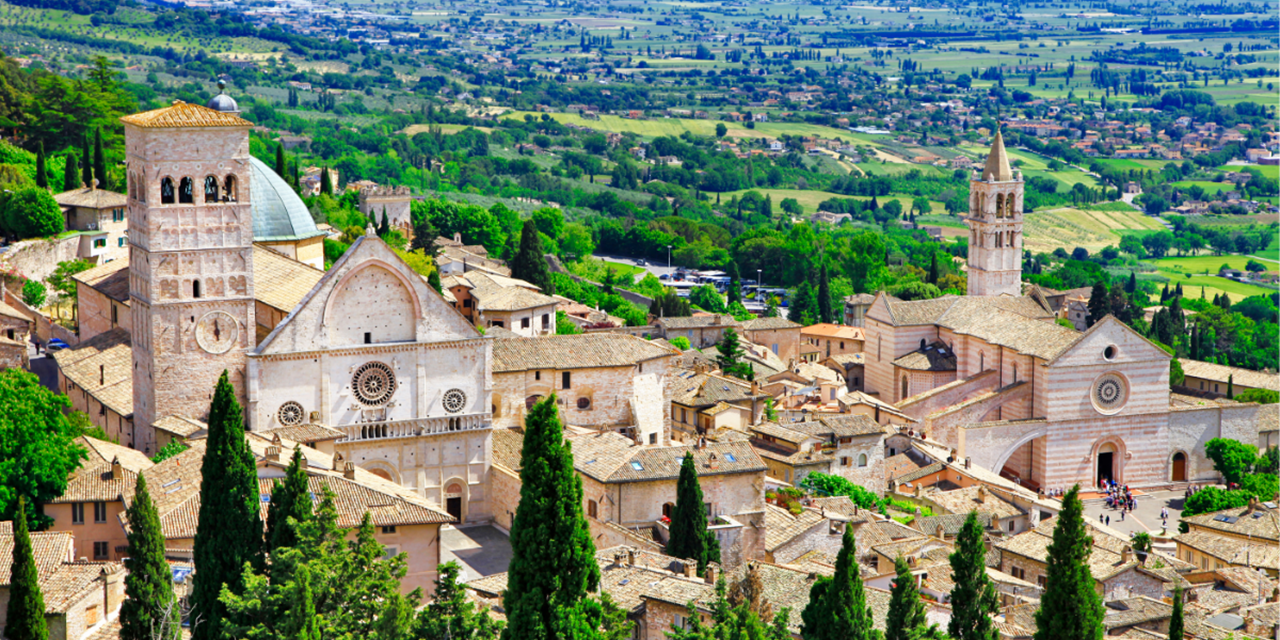 Wandelreis Italië Kunststeden Van Umbrië De Stad Assisi, Italie