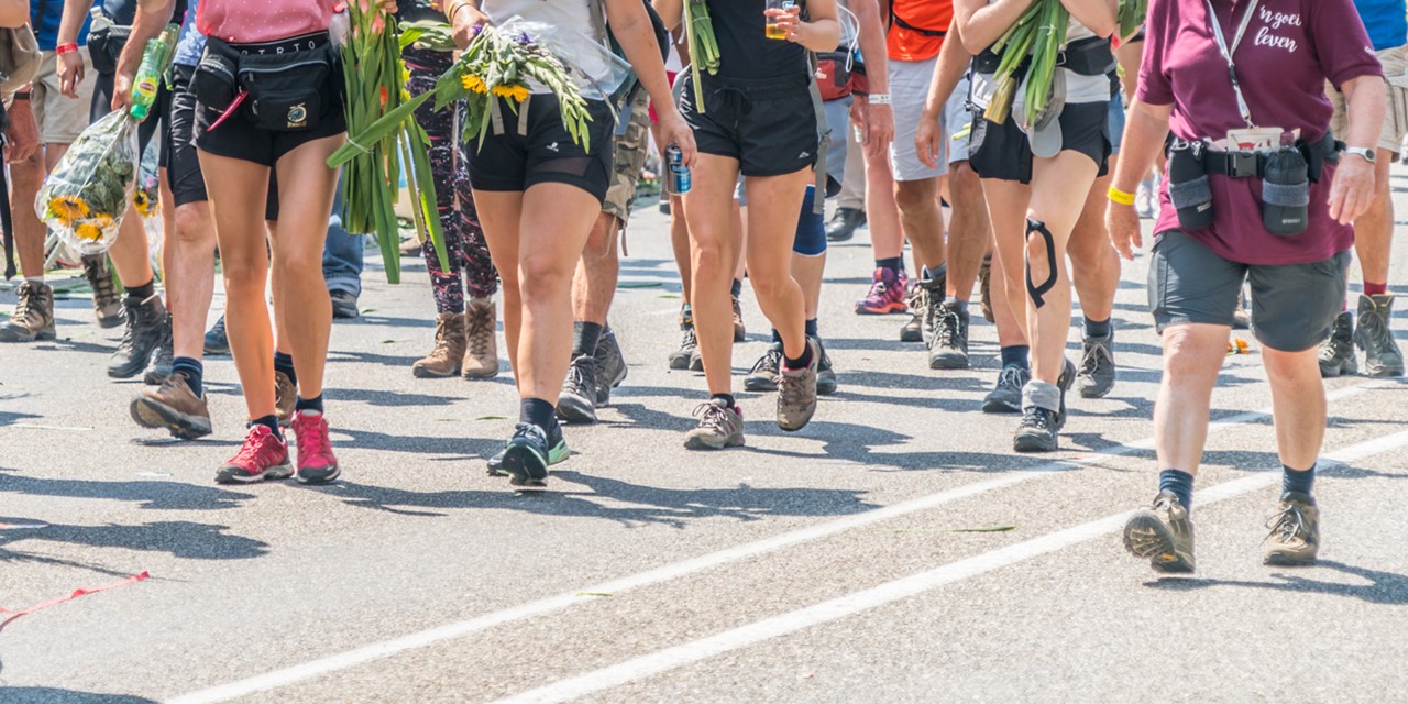 afbeelding van benen op de Via Gladiola tijdens de 4Daagse.