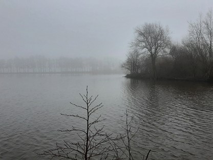 Uitzicht over het water bij Giessenburg