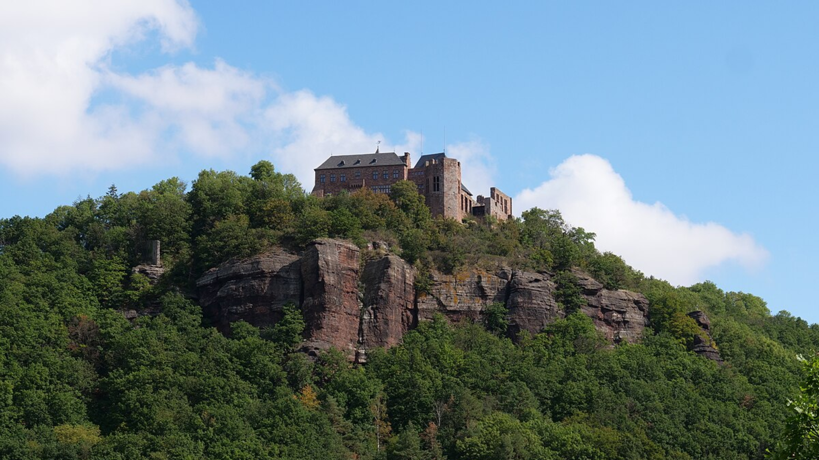 Wandelreis Duitsland Langs Burcht Nideggen (Najaar)