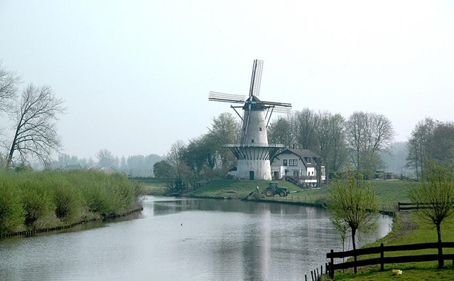 De Mooiste Wandelroutes Langs Molens Korenmolen De Vlinder, Deil Gelderland