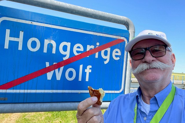grappige plaatsnamen hongerige wolf